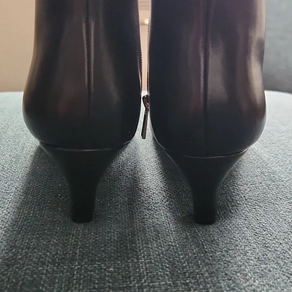 Over The Knee Black Boots - Picture 10 of 13